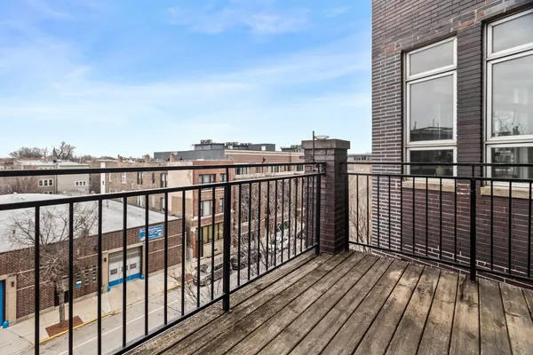 $3,800 | 2625 West Chicago Avenue, Unit 4, Chicago, IL 60622