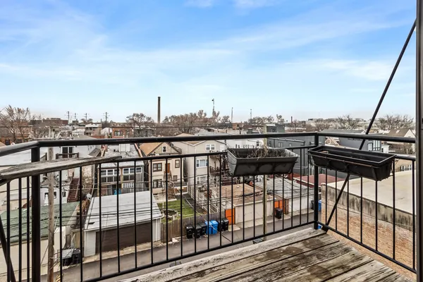 $3,800 | 2625 West Chicago Avenue, Unit 4, Chicago, IL 60622