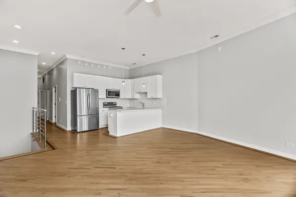 $3,800 | 2625 West Chicago Avenue, Unit 4, Chicago, IL 60622