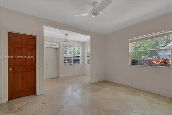 $2,200 | 814 Lenox Avenue, Unit 1, Miami Beach, FL 33139