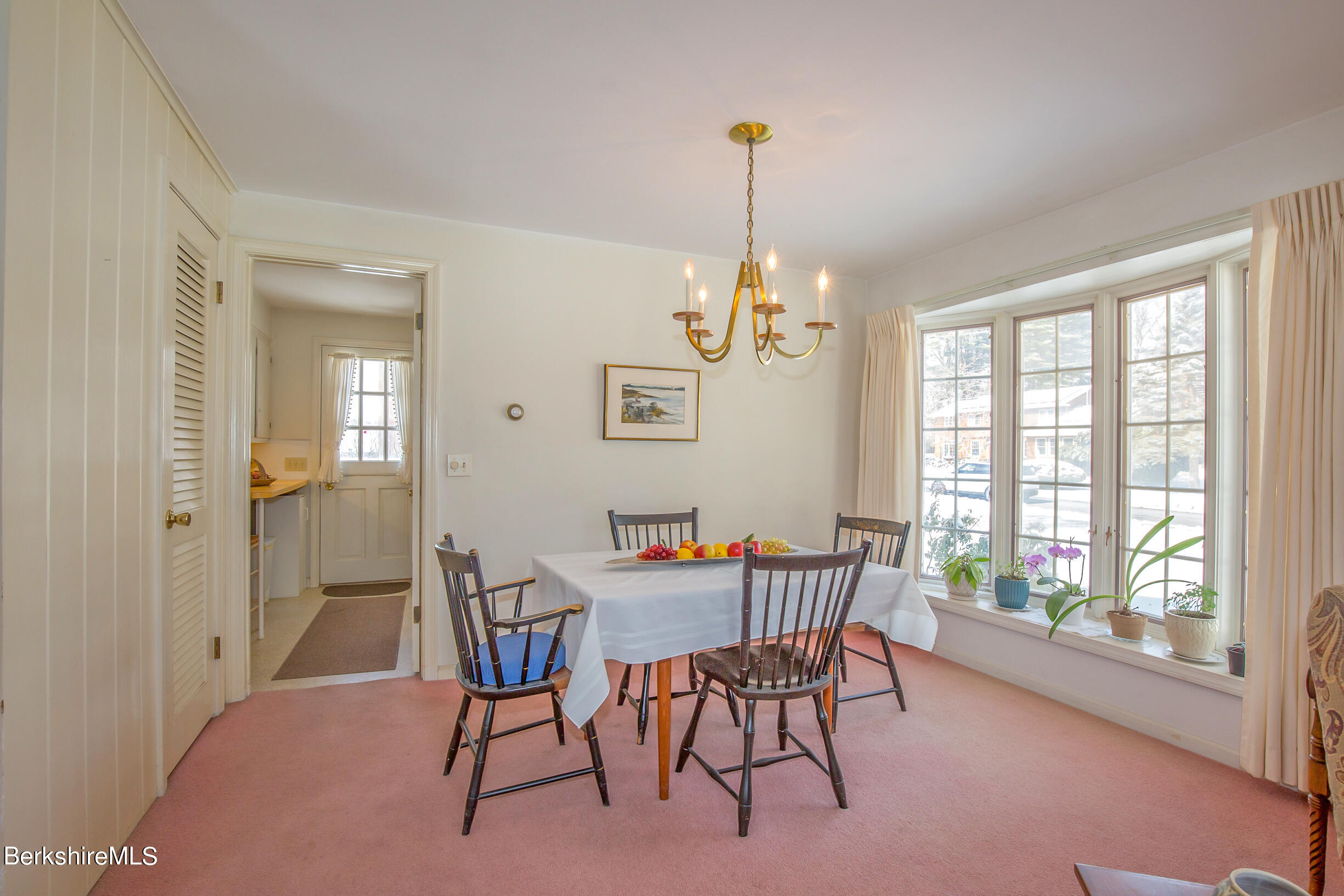 60 King William Road Lenox, MA 01240 - Photo 9 of 35 dining