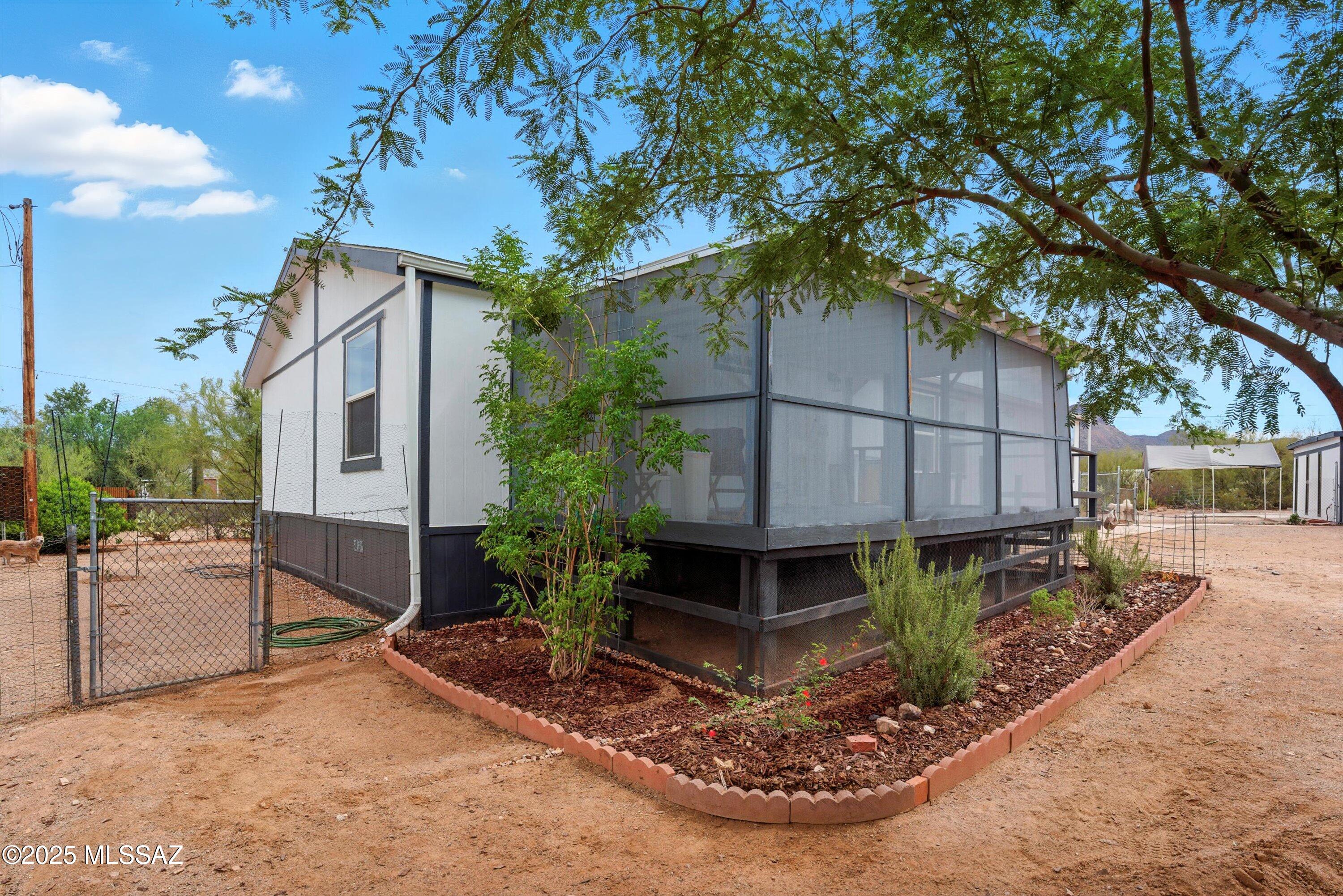 10597 West Mars Road Tucson, AZ 85743 - Photo 21 of 26 Gallery Image 21
