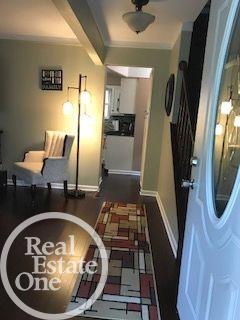 2050 Hampton Road Grosse Pointe, MI 48236 - Photo 2 of 27 31324999-1.JPG