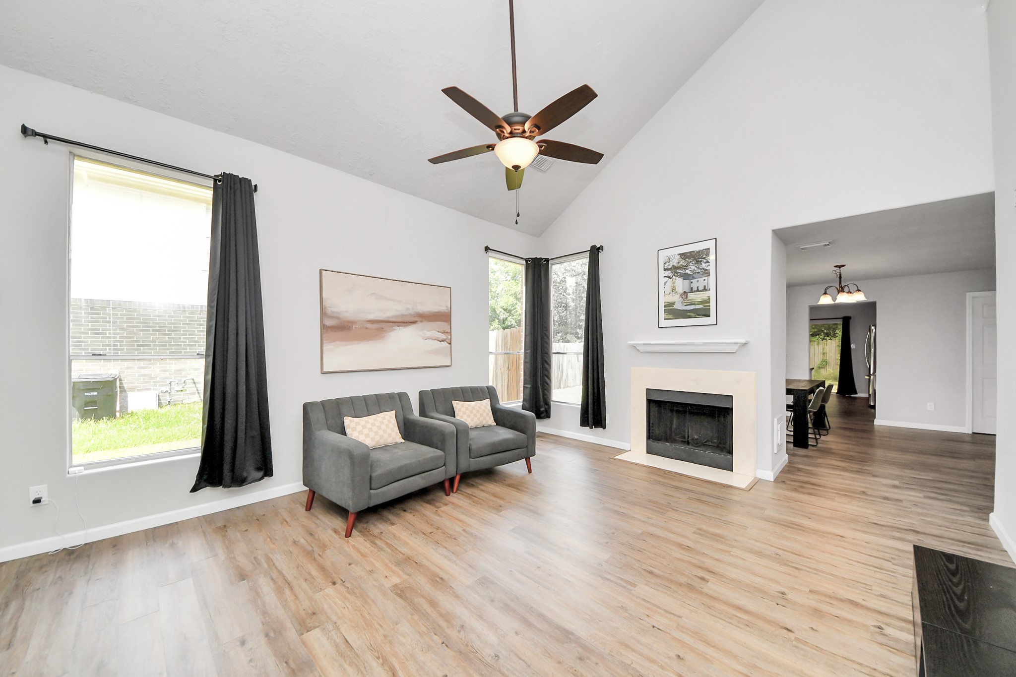 16118 Bunker Ridge Road Houston, TX 77053 - Photo 7 of 41