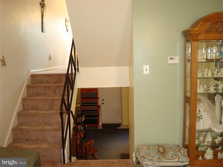 851 Andover Road Lansdale, PA 19446 - Photo 4 of 18 Gallery Image 4
