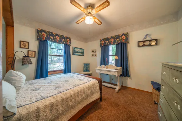$295,000 | 18841 Lower Salt Creek Road, Lakehead, CA 96051
