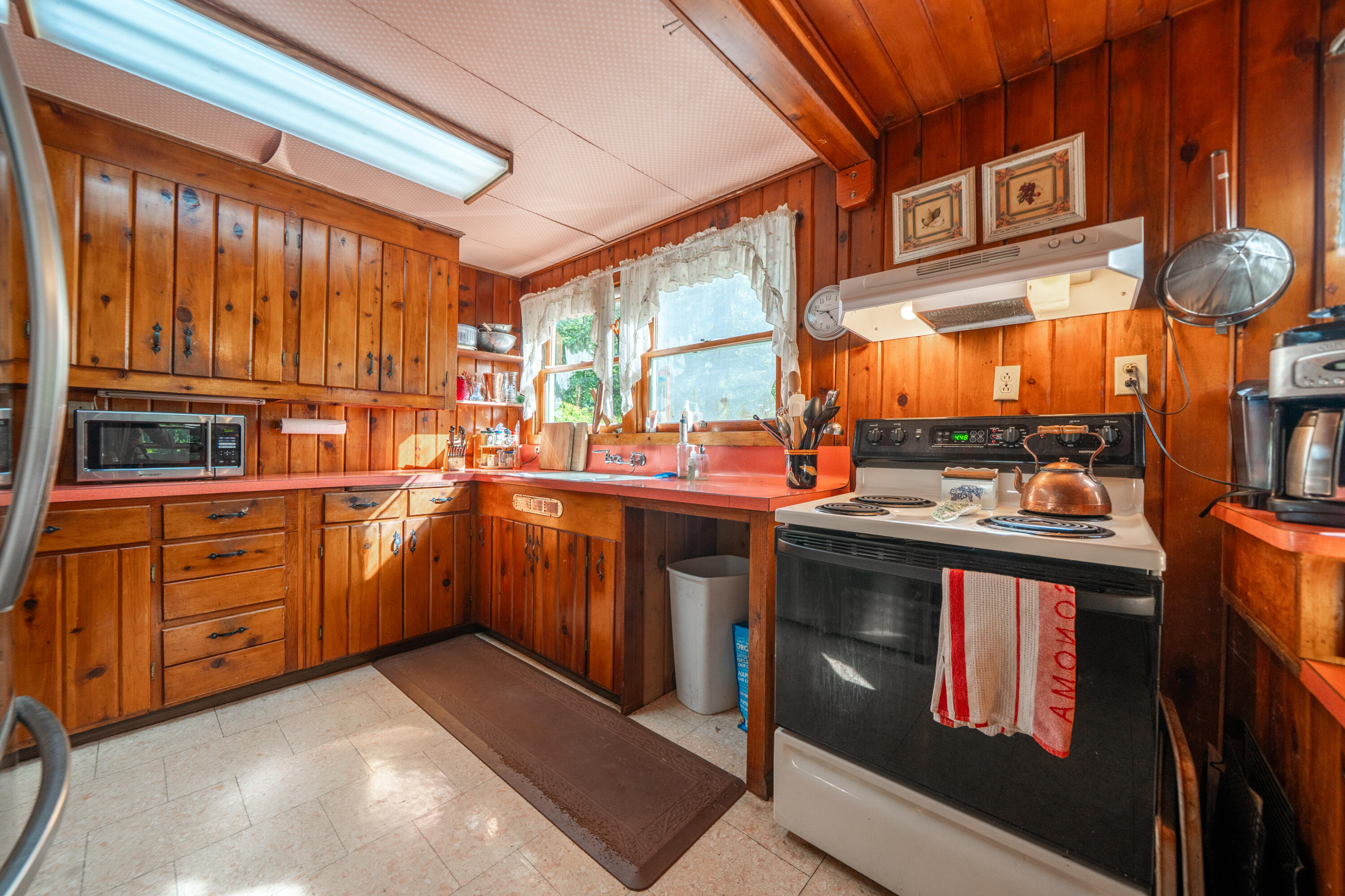 18841 Lower Salt Creek Road Lakehead, CA 96051 - Photo 10 of 27 18841 Lower Salt Creek Rd-20