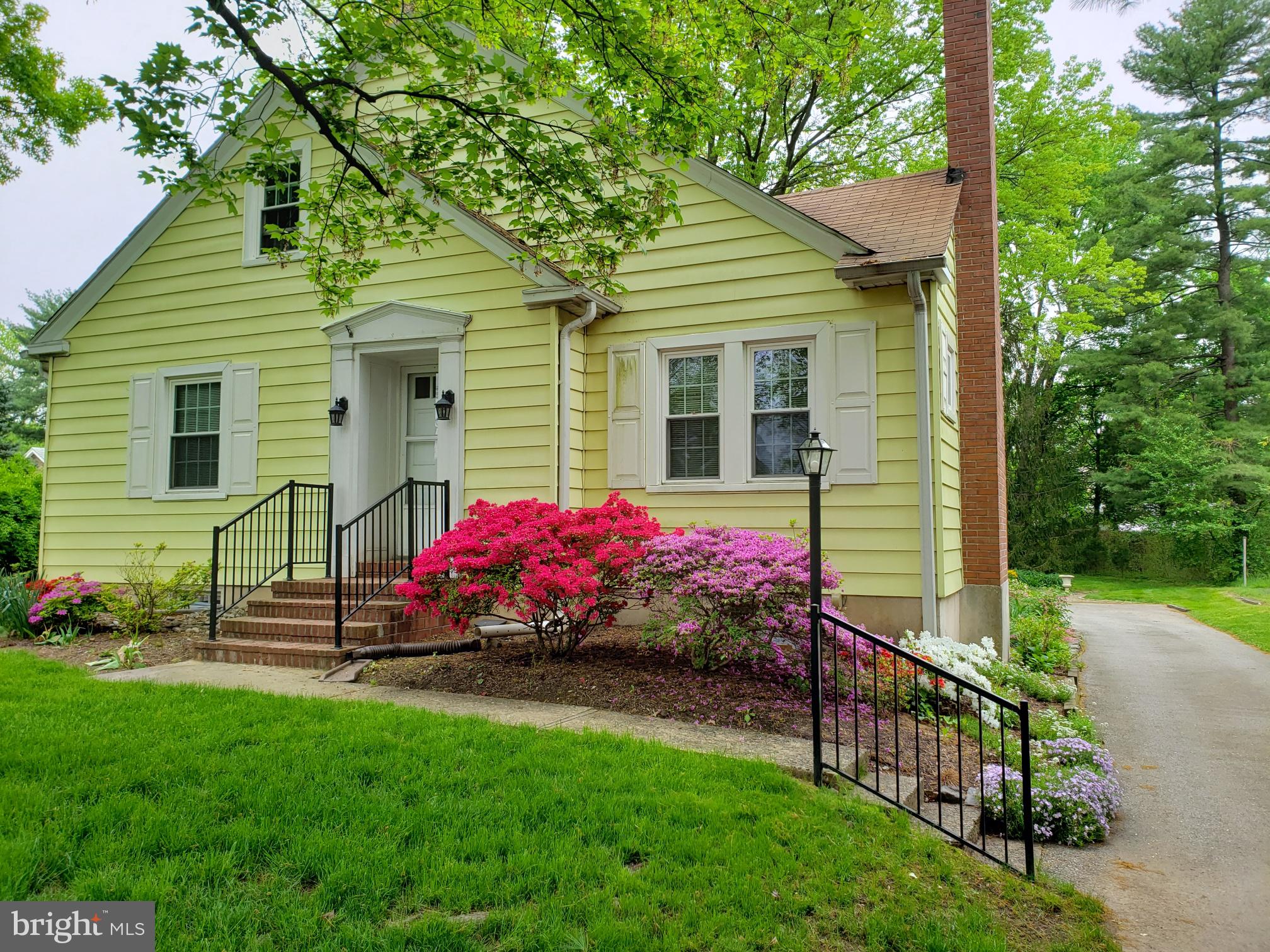307 South Trooper Road Norristown, PA 19403 - Photo 1 of 28 Gallery Image 1