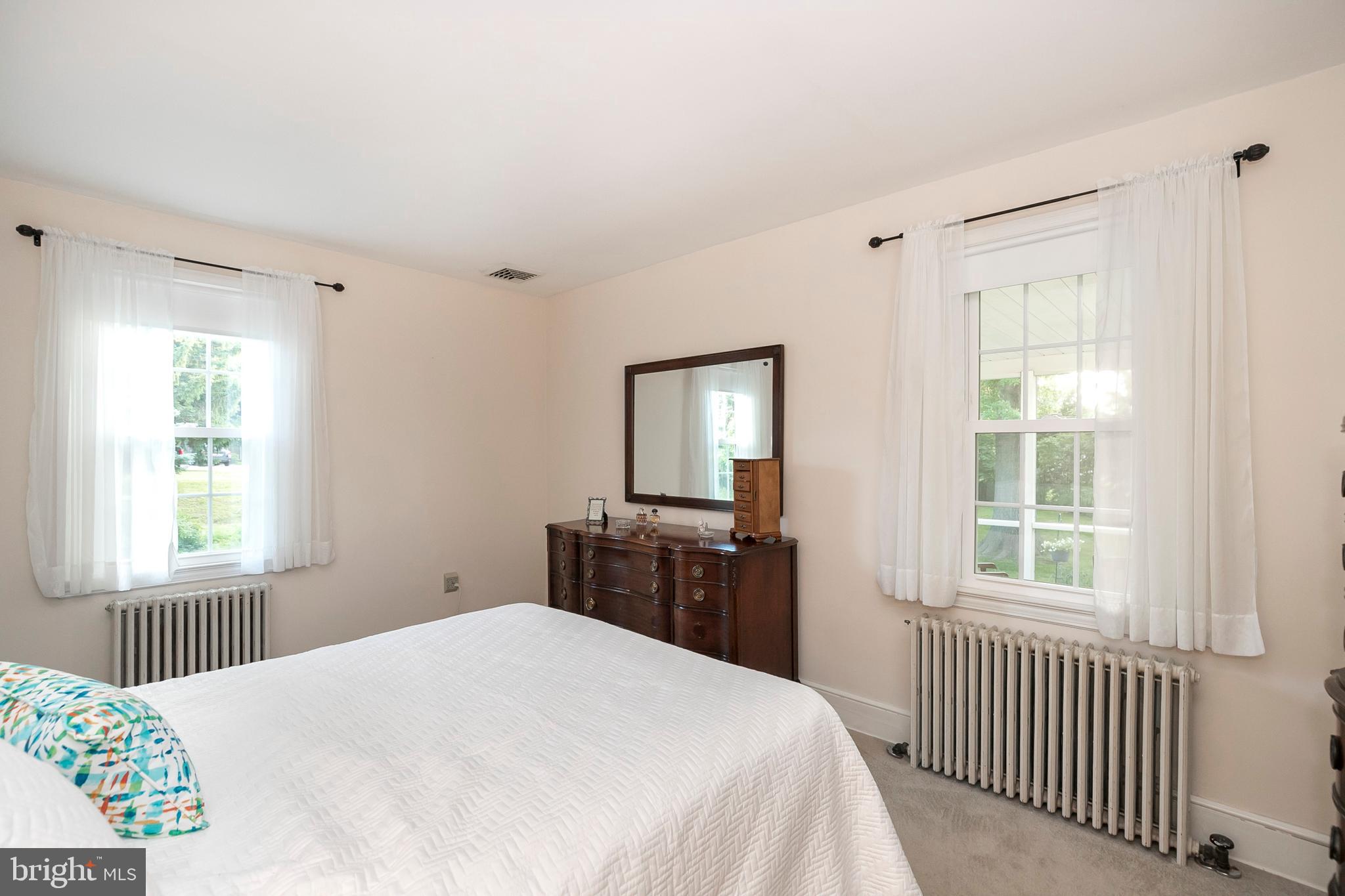 307 South Trooper Road Norristown, PA 19403 - Photo 19 of 28 Gallery Image 19