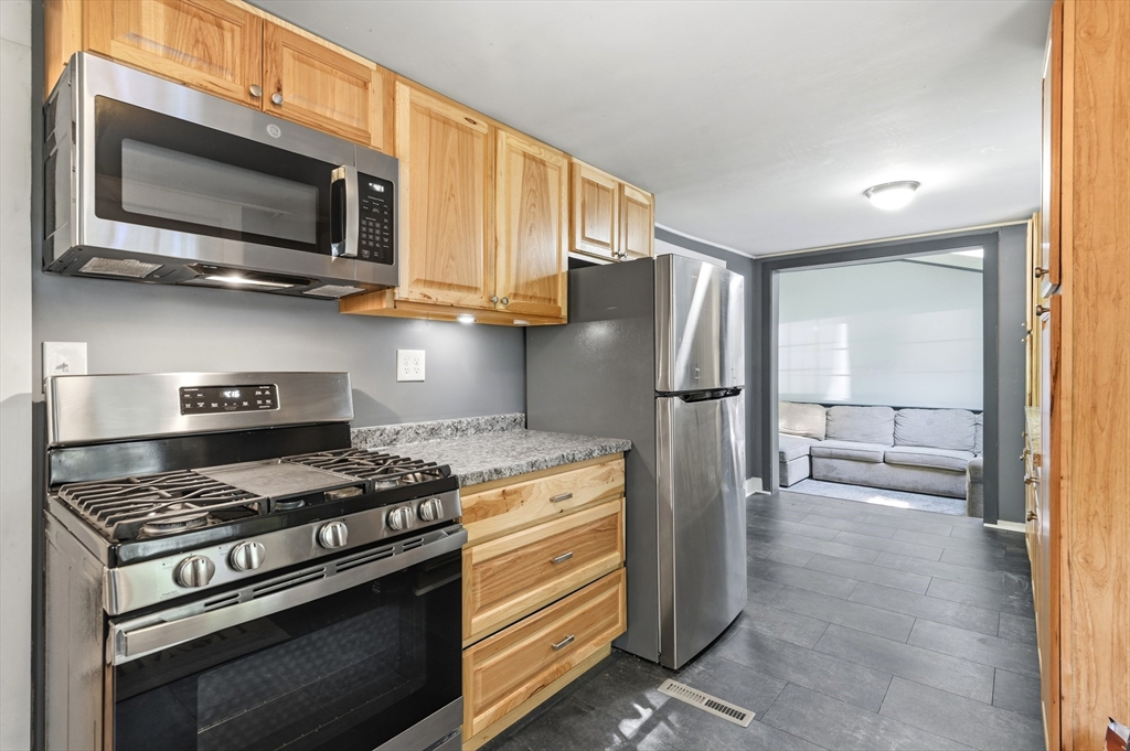 74 Johnson Street Raynham, MA 02767 - Photo 10 of 29