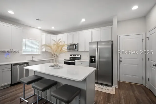 $419,990 | 5 Woodland Court, Bluffton, SC 29910