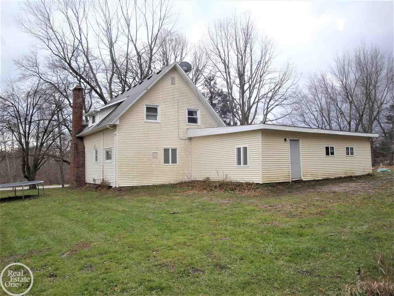 14116 Foley Road Capac, MI 48014 - Photo 26 of 32 50062592-25.JPG