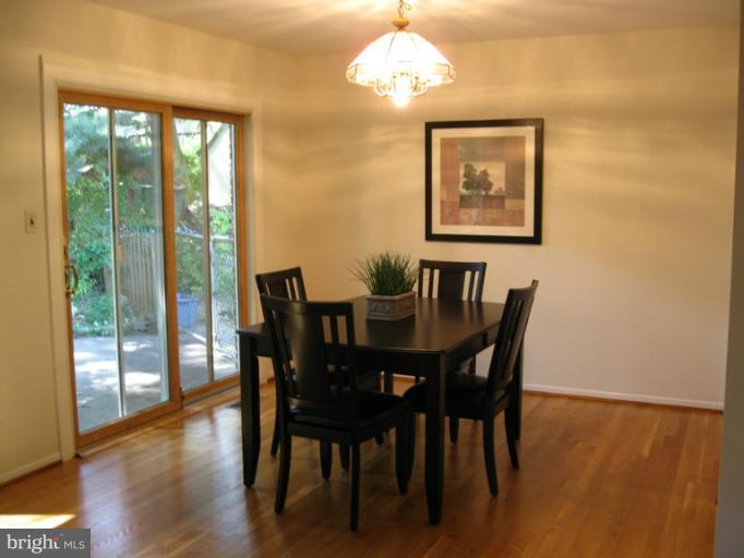 4116 Roberts Road Fairfax, VA 22030 - Photo 5 of 17 Dining Room