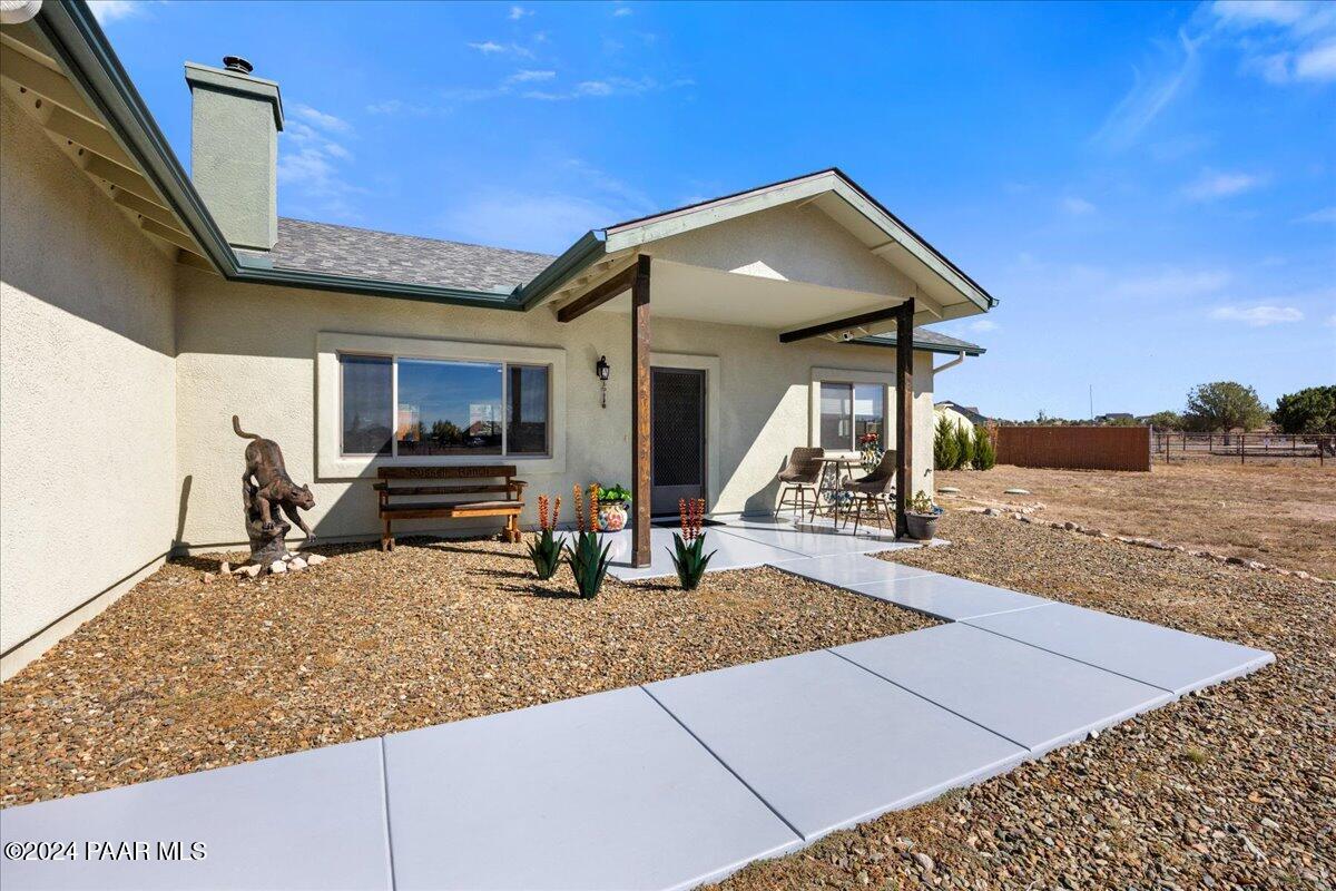 1270 East Cougar Ridge Road Paulden, AZ 86334 - Photo 3 of 36 03-Front