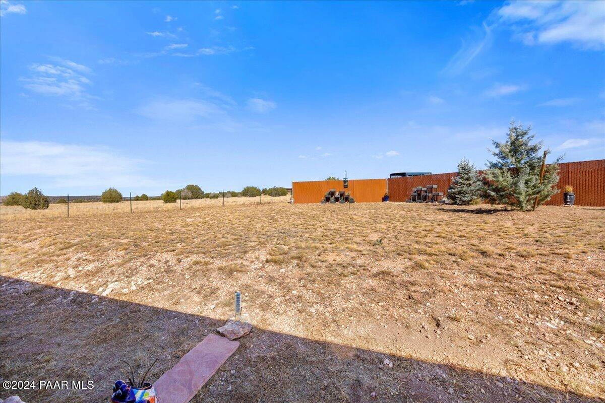 1270 East Cougar Ridge Road Paulden, AZ 86334 - Photo 32 of 36 34-Backayard