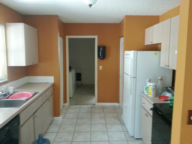 4952 Kirkwood Road Lake Worth, FL 33461 - Photo 4 of 7 20140407_095740