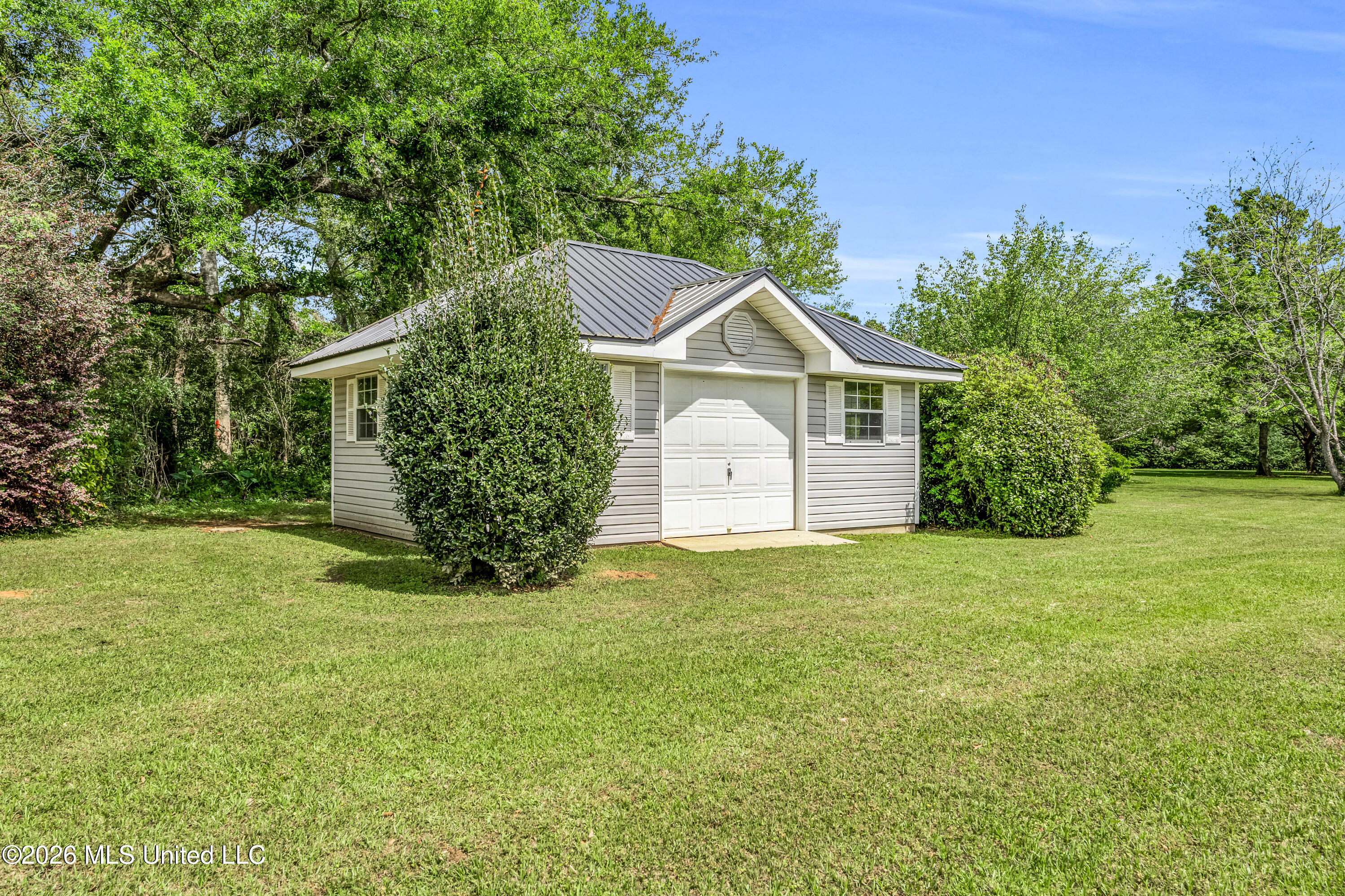 39 Oak Allee Drive Picayune, MS 39466 - Photo 6 of 27 DSC03780