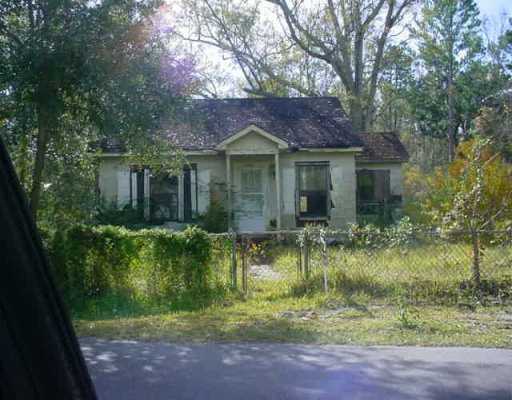 4400 Jamestown Road, Unit 1 Moss Point, MS 39563 - Photo 1 of 2 Primary Photo