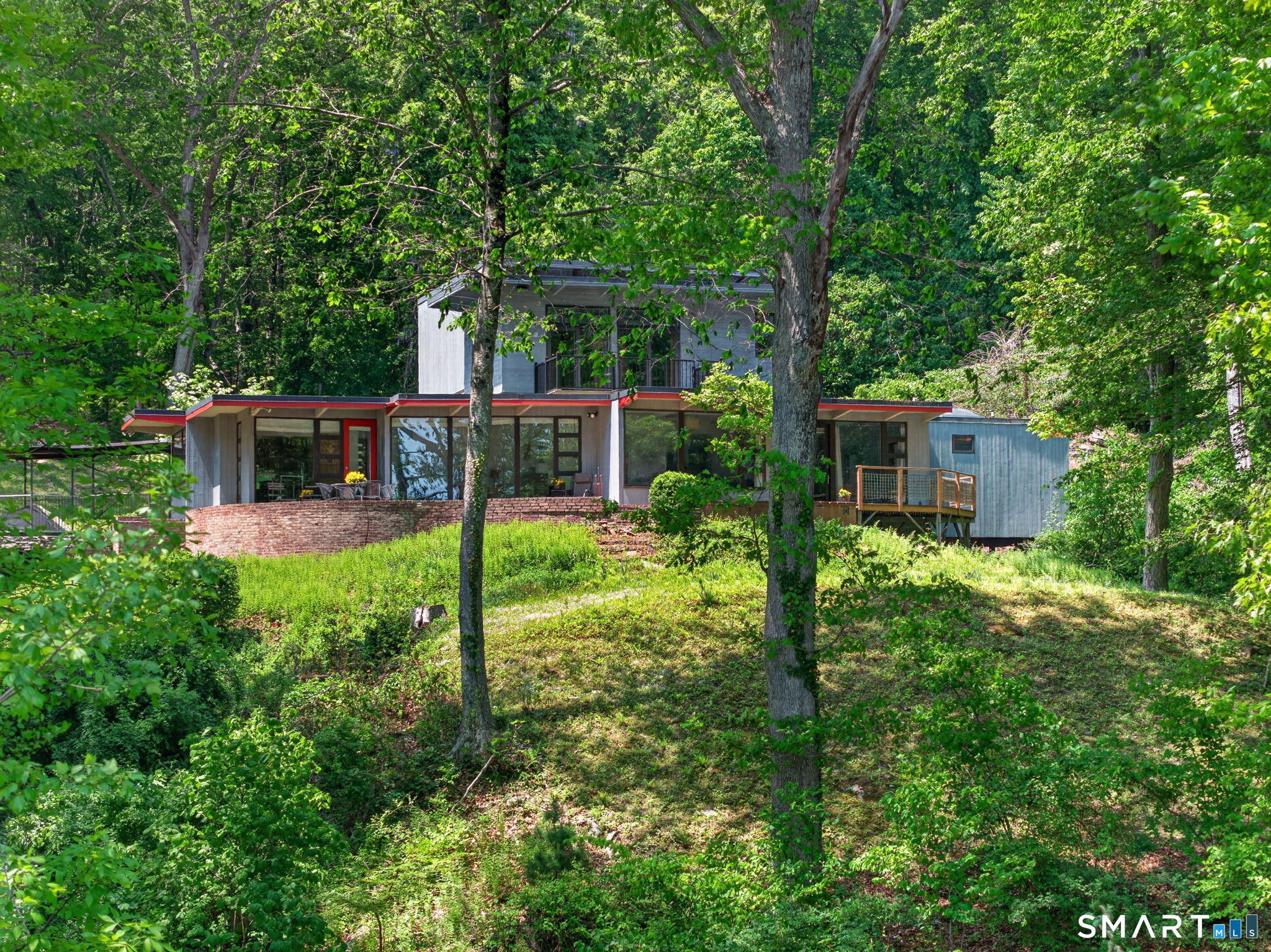 112 River Road Essex, CT 06426 - Photo 11 of 40