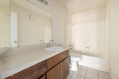 $879,000 | 17859 North 40th Street, Phoenix, AZ 85032