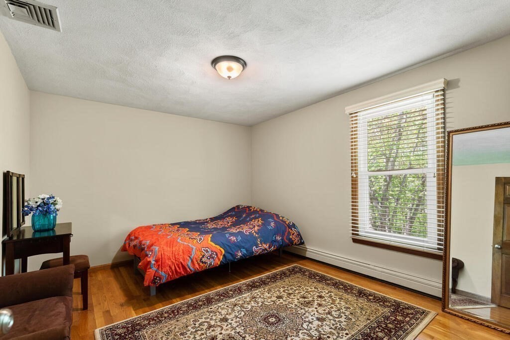 26 Hall Road Stoneham, MA 02180 - Photo 17 of 34 Gallery Image 17