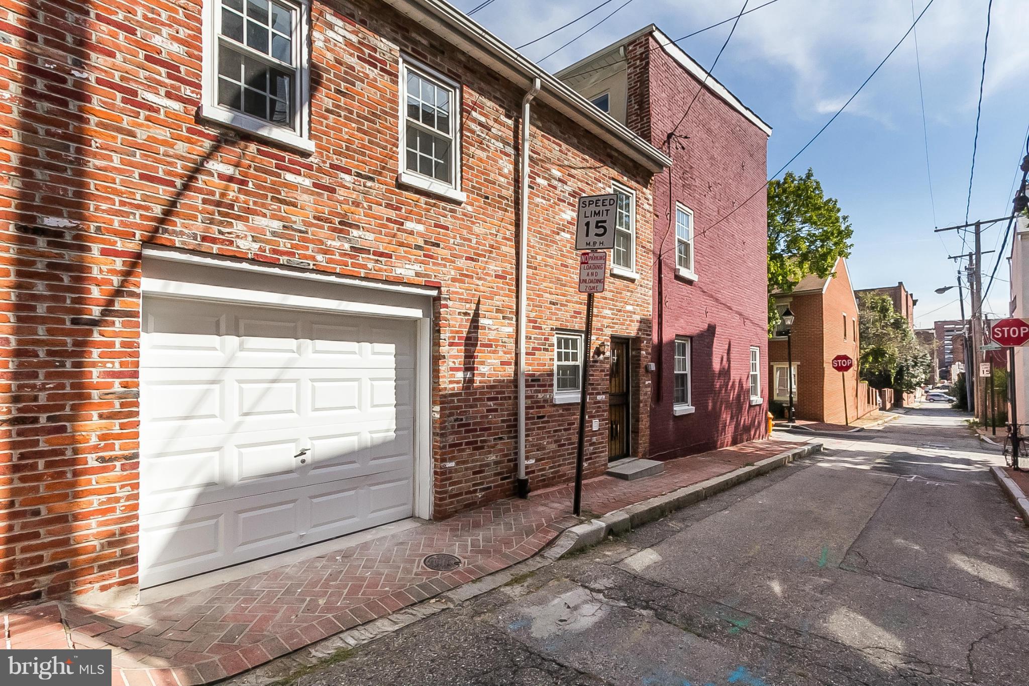 412 George Street Baltimore, MD 21201 - Photo 2 of 16 Side garage