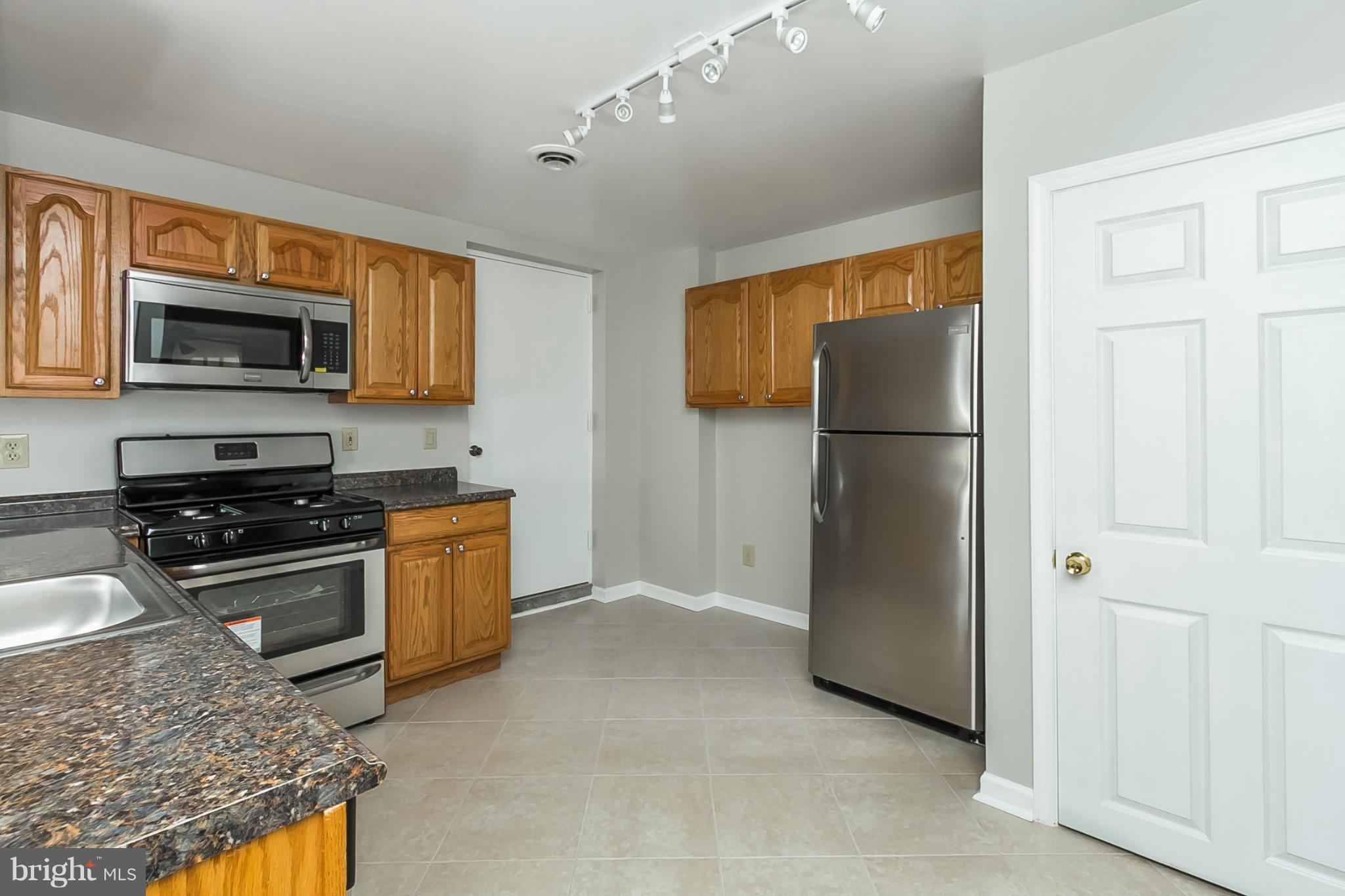 412 George Street Baltimore, MD 21201 - Photo 4 of 16 Kitchen