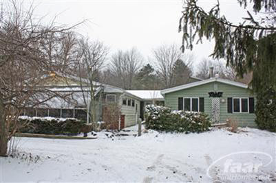 6451 North Seymour Road Flushing, MI 48433 - Photo 1 of 13 20165835.JPG