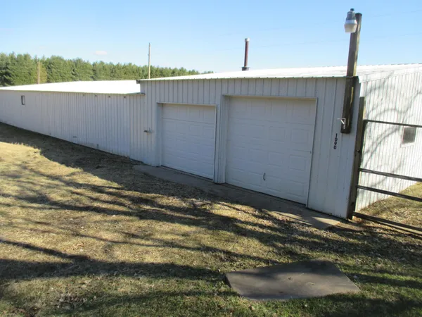 $329,000 | 1090 50th Avenue, Amery, WI 54001