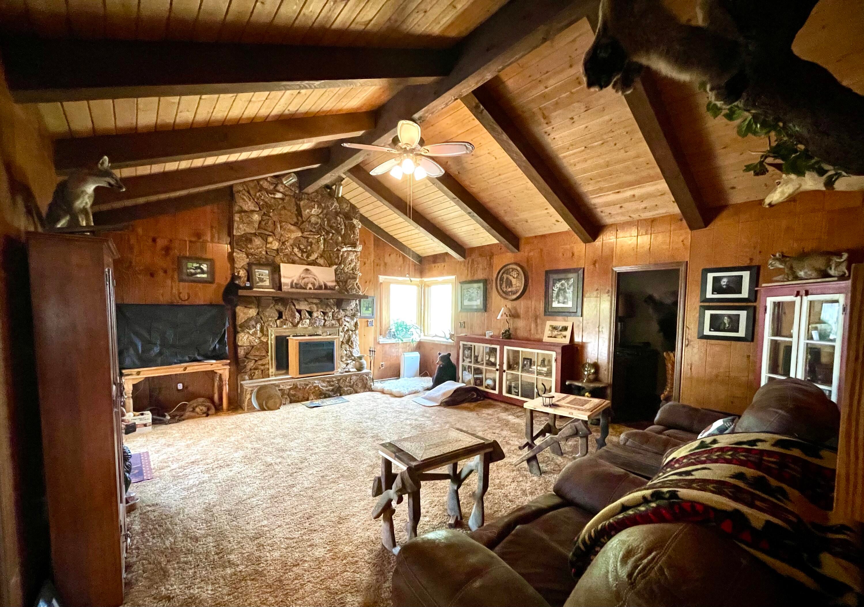 7322 Reeder Road Klamath Falls, OR 97603 - Photo 5 of 37 3BDAA640-329B-49DF-B755-7047396E8CA7