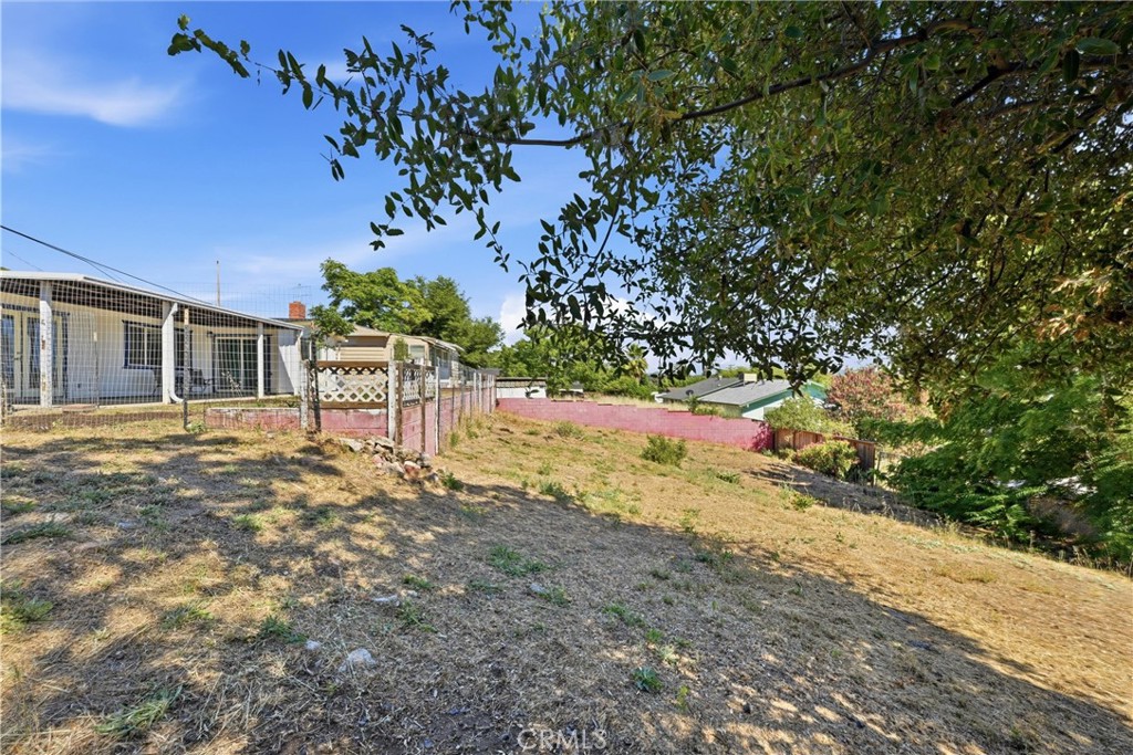 13701 Arrowhead Road Clearlake, CA 95422 - Photo 16 of 21 Yard has a large lower level