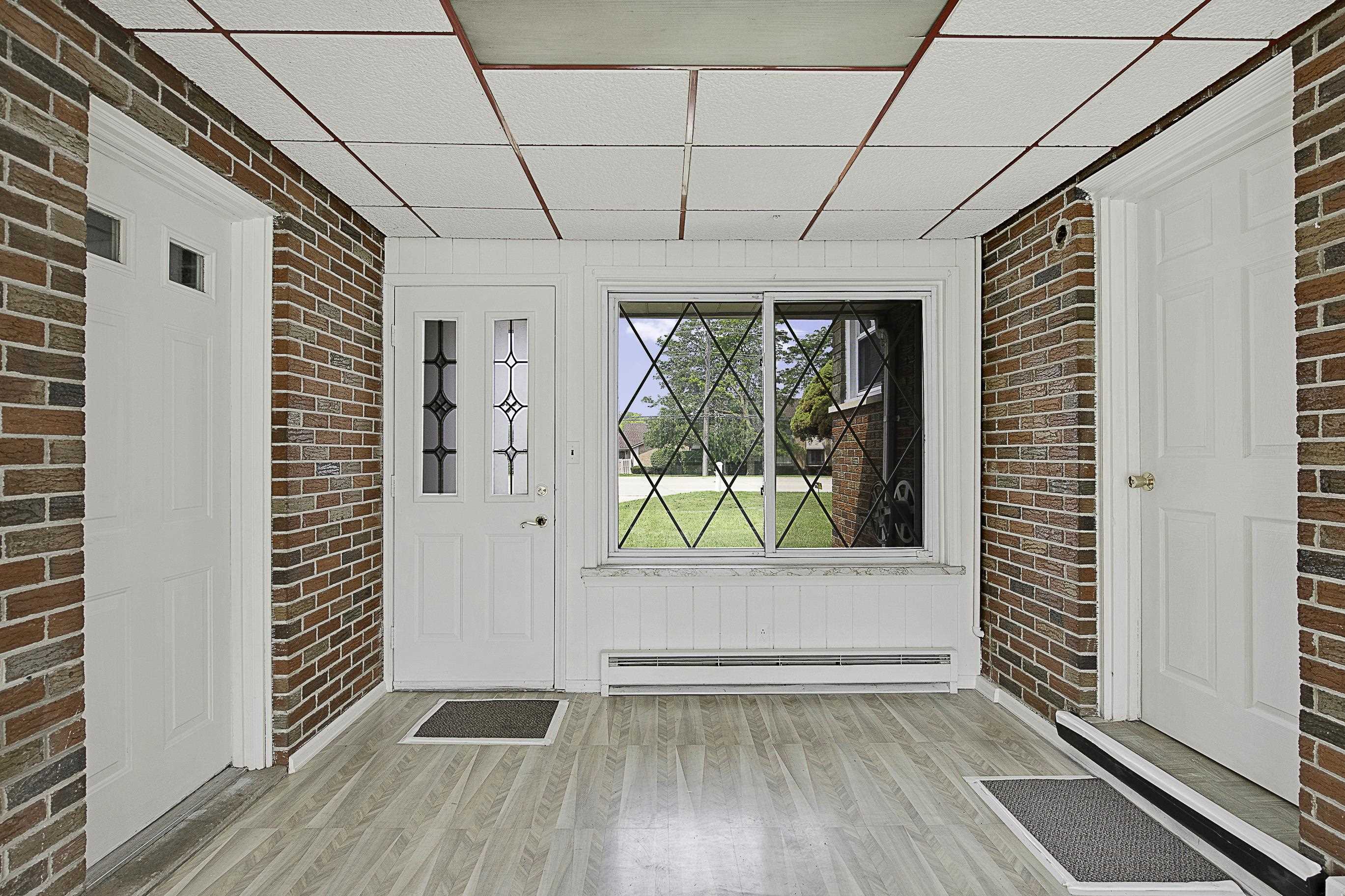 36064 Garfield Road Clinton Township, MI 48035 - Photo 19 of 42 50113285-18.JPG