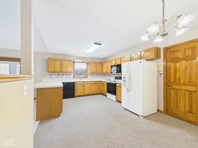 $259,000 | 211 Orchard Lane, Alexandria, IN 46001