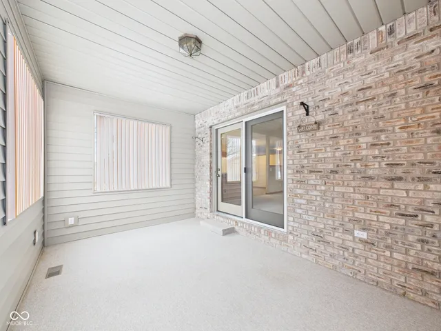 $259,000 | 211 Orchard Lane, Alexandria, IN 46001