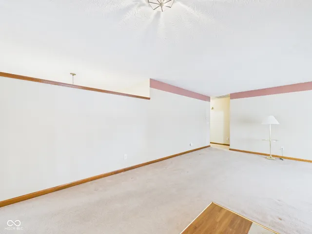 $259,000 | 211 Orchard Lane, Alexandria, IN 46001