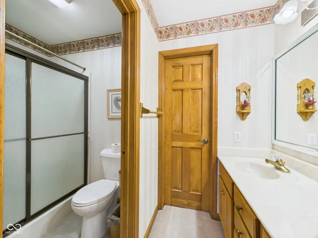 $259,000 | 211 Orchard Lane, Alexandria, IN 46001