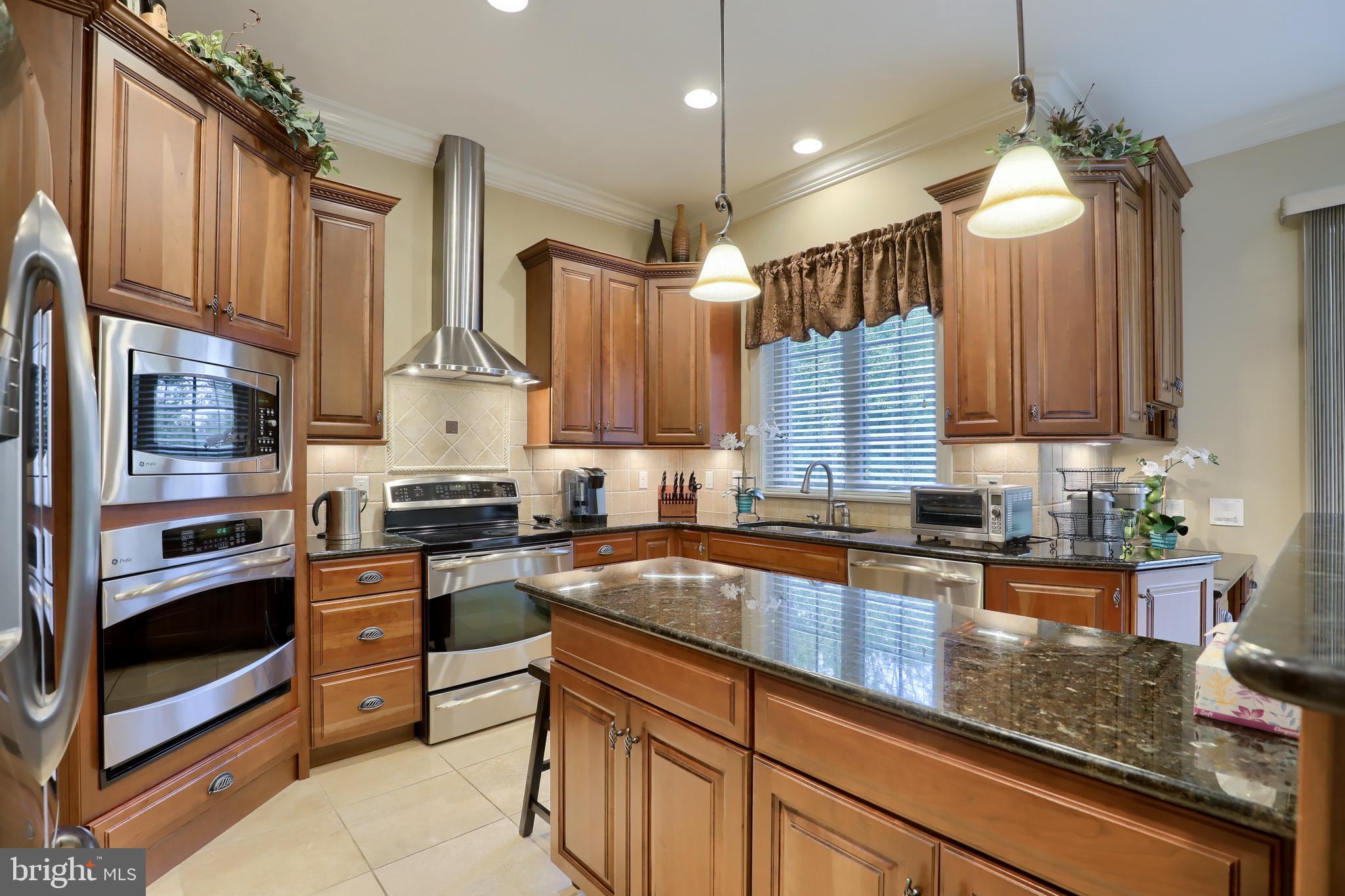 471 Hill Road Denver, PA 17517 - Photo 66 of 130 Kitchen