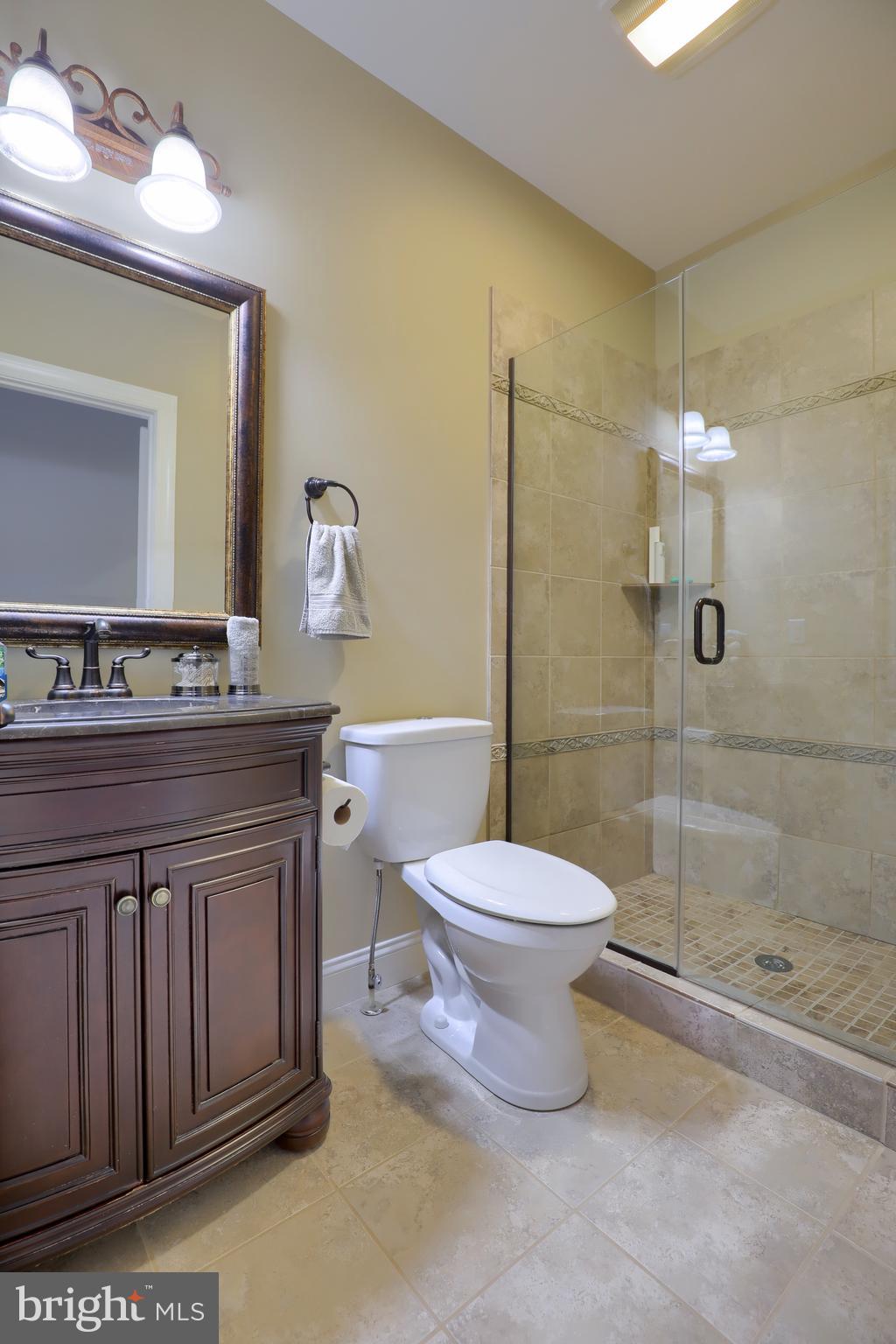 471 Hill Road Denver, PA 17517 - Photo 86 of 130 Bedroom 2 Full Bath