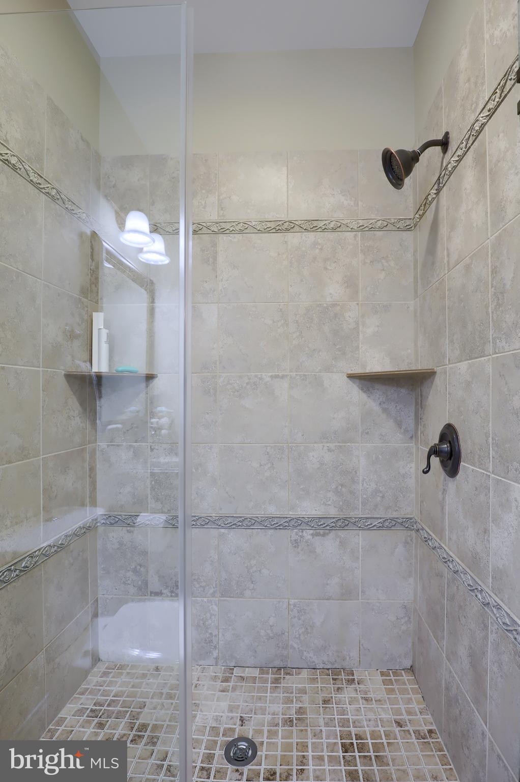 471 Hill Road Denver, PA 17517 - Photo 87 of 130 Bedroom 2 Full Bath
