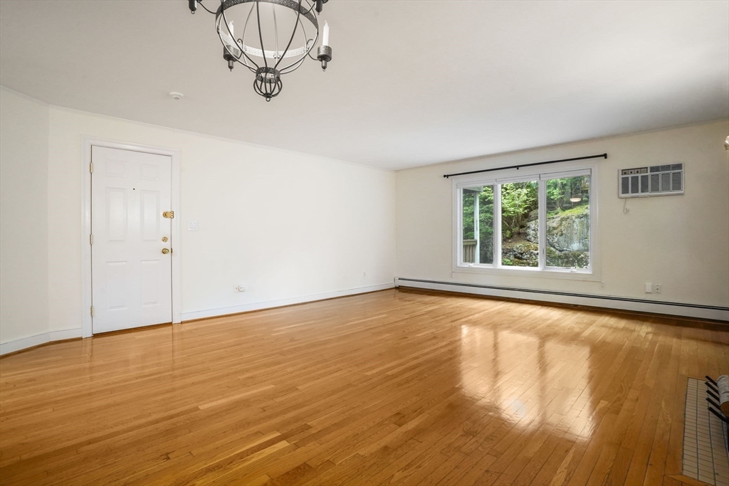 140 Kilsyth Road, Unit 5 Boston, MA 02135 - Photo 6 of 20