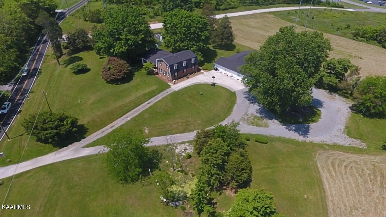 497 Mountain Road Clinton, TN 37716 - Photo 54 of 56 25110584-E578-415F-BBF4-20FC49C40755