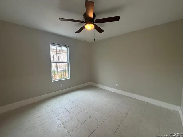 $1,200 | 1303 Philadelphia Street, Laredo, TX 78041