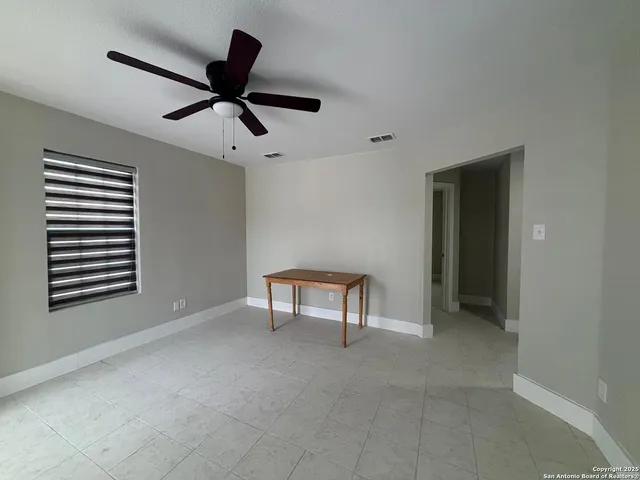 $1,200 | 1303 Philadelphia Street, Laredo, TX 78041