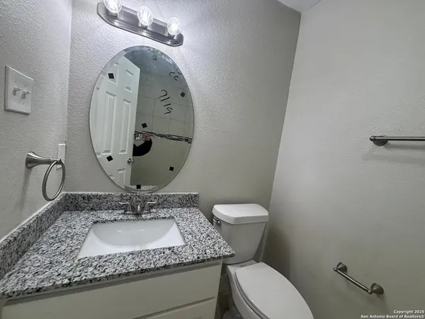 $1,200 | 1303 Philadelphia Street, Laredo, TX 78041