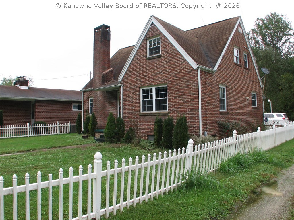 356 Strawberry Road St. Albans, WV 25177 - Photo 2 of 24 Gallery Image 2