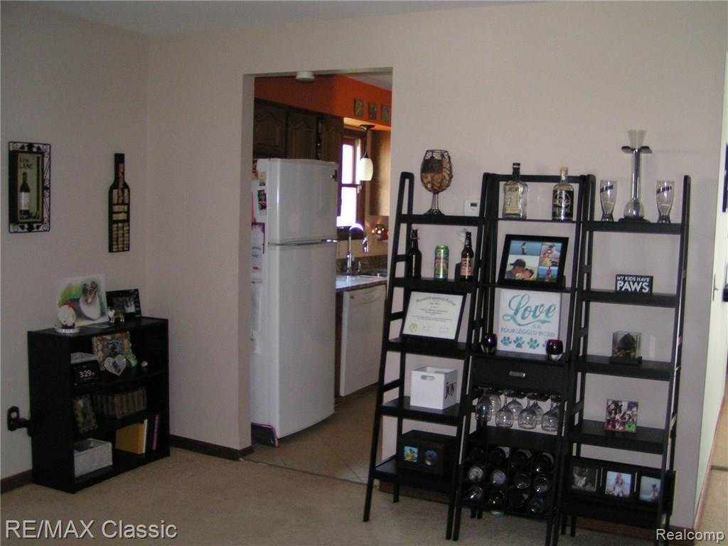 29011 Cotton Road, Unit 1 New Baltimore, MI 48047 - Photo 11 of 27 PICT1252.JPG