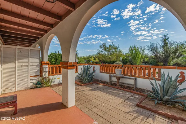 $76,900 | 290 South Paseo Aguila, Unit C, Green Valley, AZ 85614