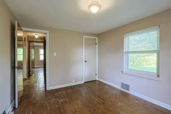 $134,900 | 9050 Highway 50, Aurora, IN 47001