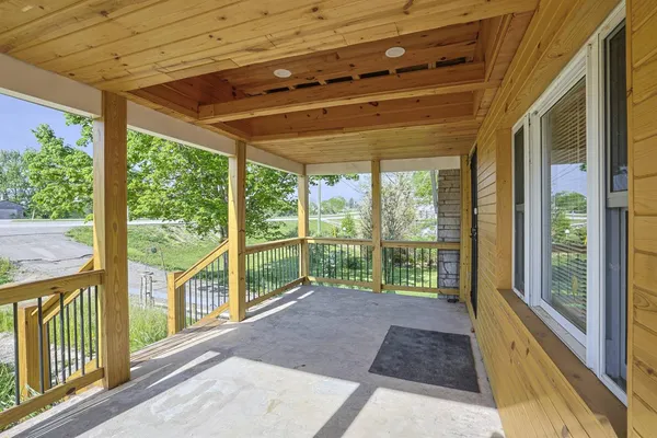 $134,900 | 9050 Highway 50, Aurora, IN 47001