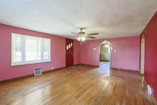 $134,900 | 9050 Highway 50, Aurora, IN 47001